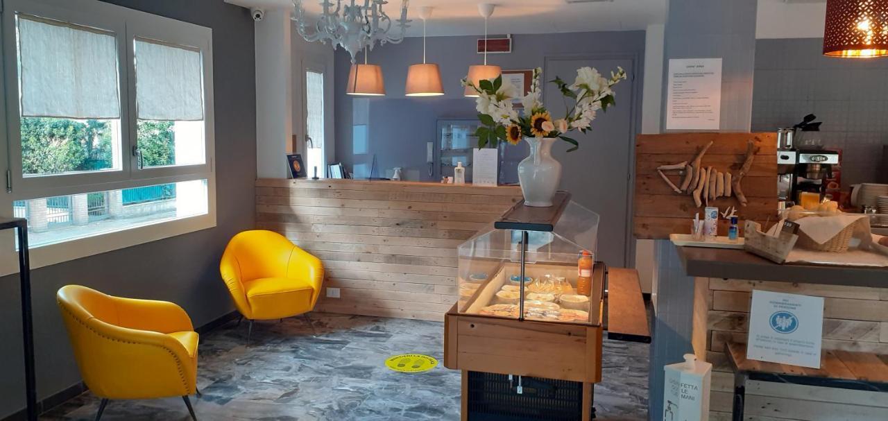 Hotel Garni Anna Cervia Exteriér fotografie
