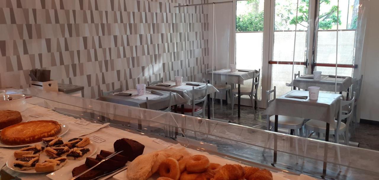 Hotel Garni Anna Cervia Exteriér fotografie